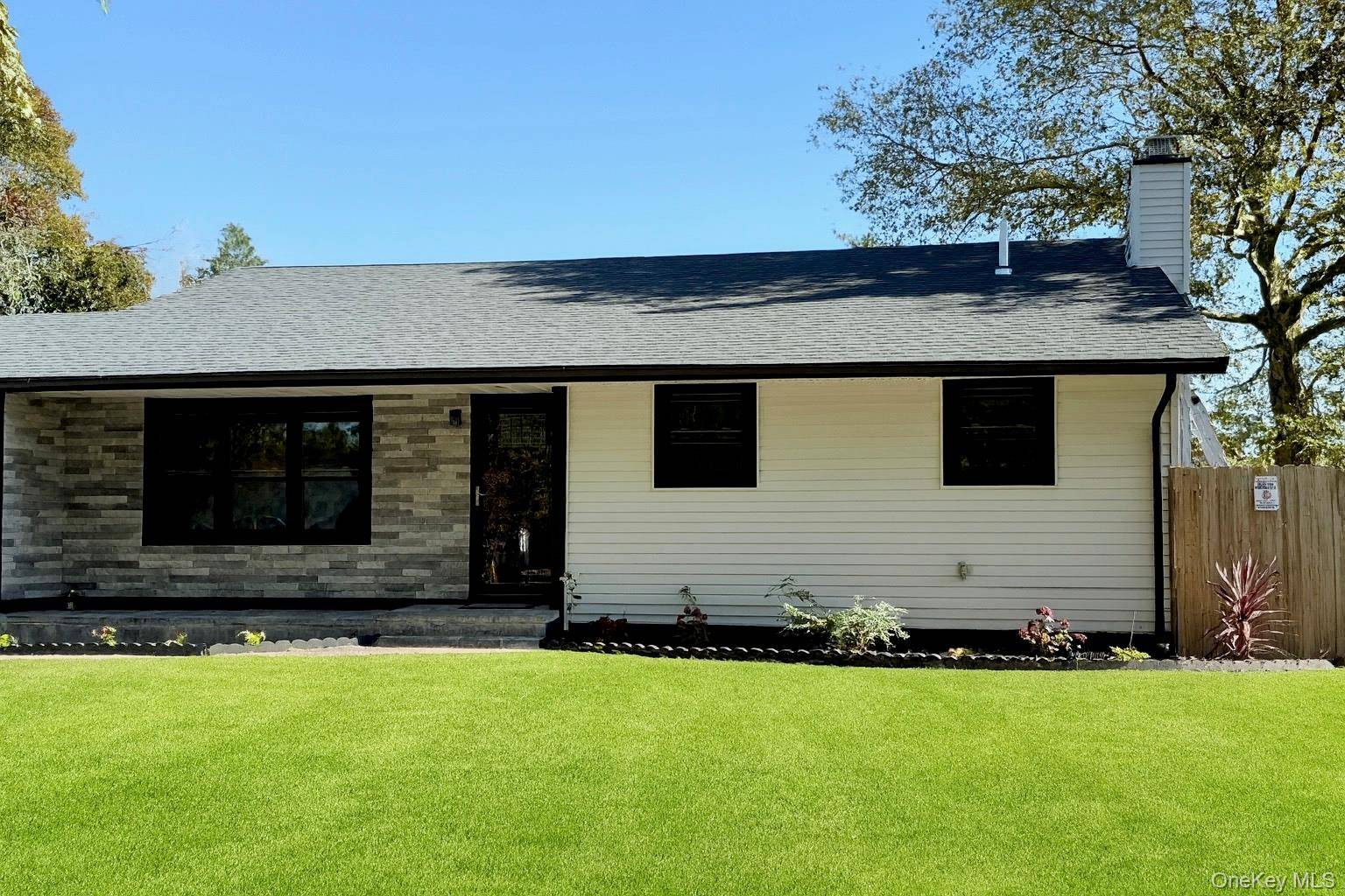 LIVING LUXURY In The Heart Of Bay Shore !