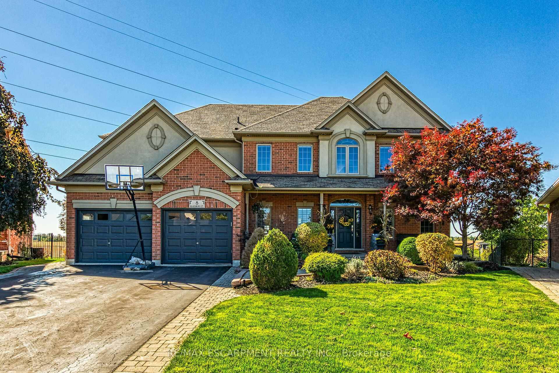 Exquisitely presented, Custom Built 5 bedroom, 5 bathroom Caledonia Showhome on sought after Blackburn Court situated on Irreplaceable pie shaped lot.