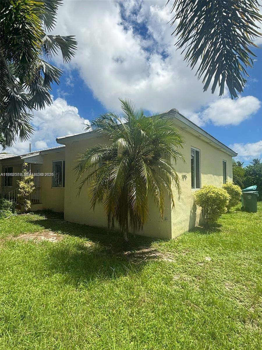 Charming duplex investment opportunity located in the historic Village of Biscayne Park, an established low density residential neighborhood known for its peaceful streets and long term value.