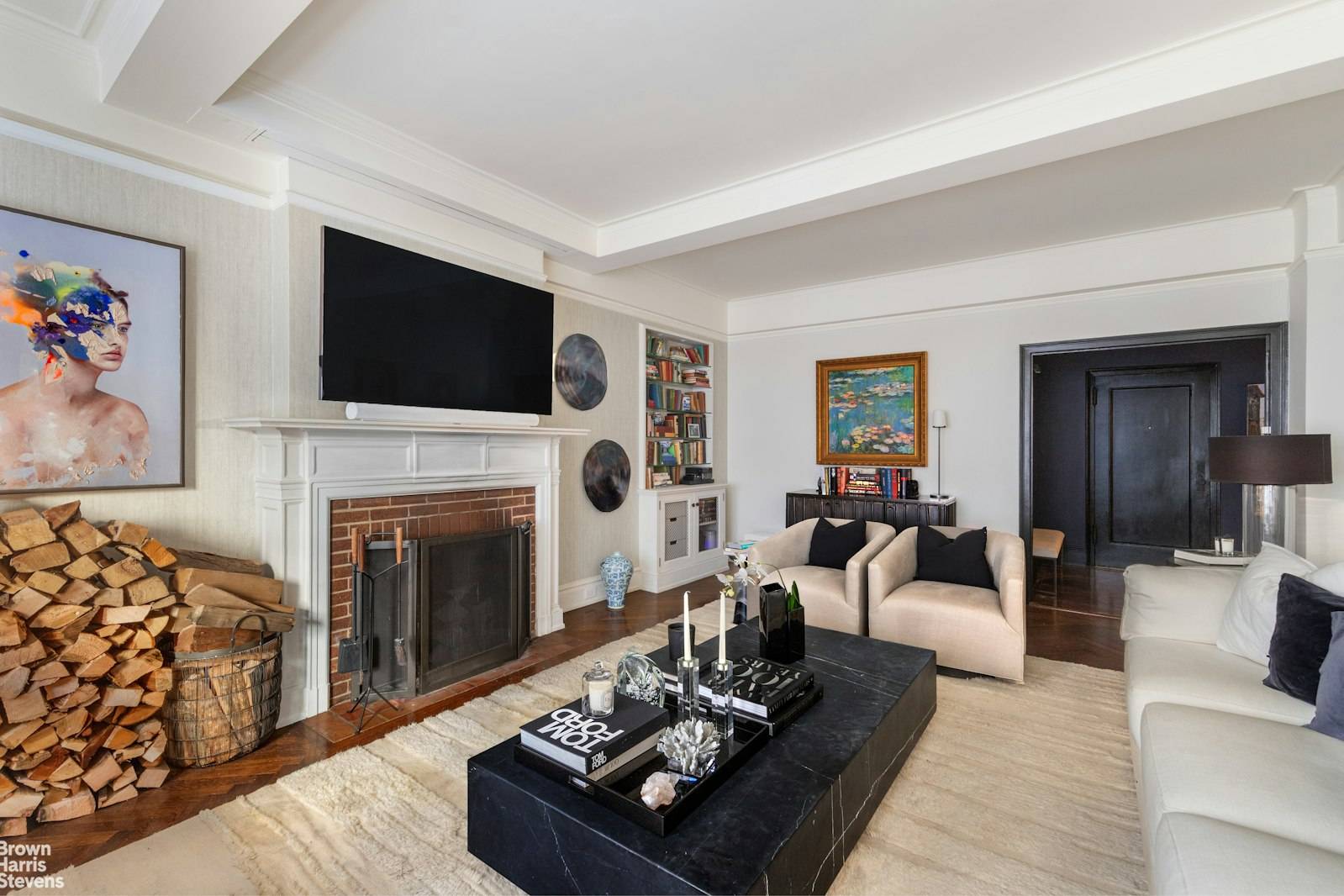 ELEGANT CLASSIC 6 IN TOP PARK AVENUE PREWAR CO OP Showings Weekdays 12 1 and 3 30 5 ; No Weekend Showings Exquisitely renovated, top to bottom in 2021, with ...