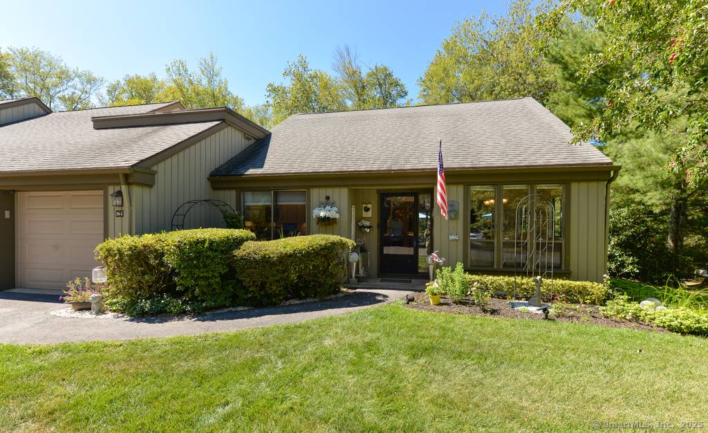 A beautiful renovated kitchen and perfect privacy off the deck await at this 2bed 2bath condo in all ages Heritage Crest !