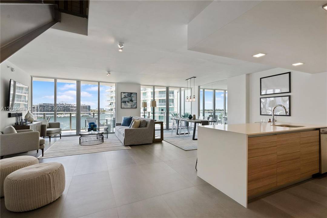 Splendid, direct waterfront, 3 bedroom 3.