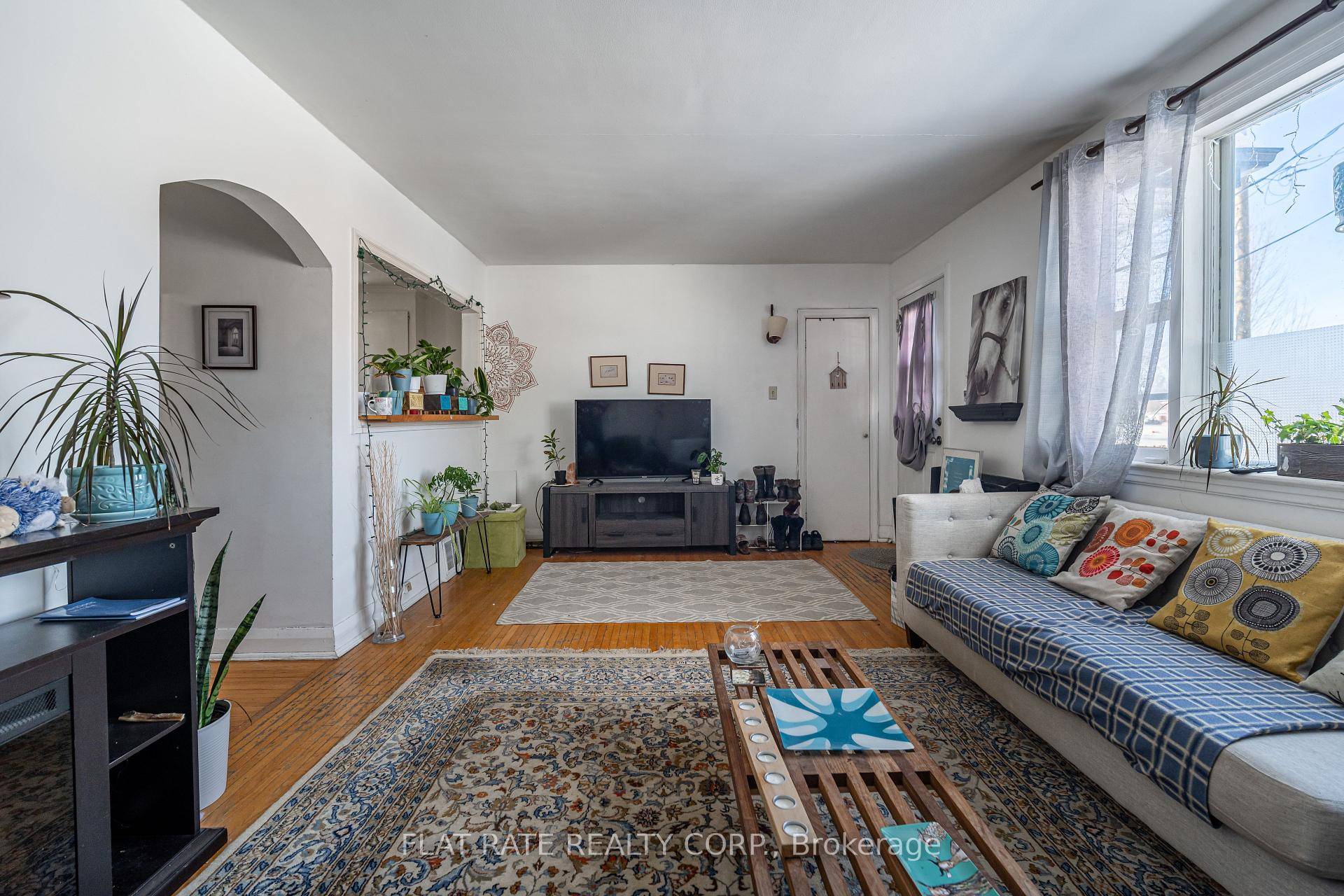 DESIRABLY LOCATED ON A QUIET CUL DE SAC STREET DIRECTLY ACROSS FROM A LARGE PARK BRINTON CARPET PARK.