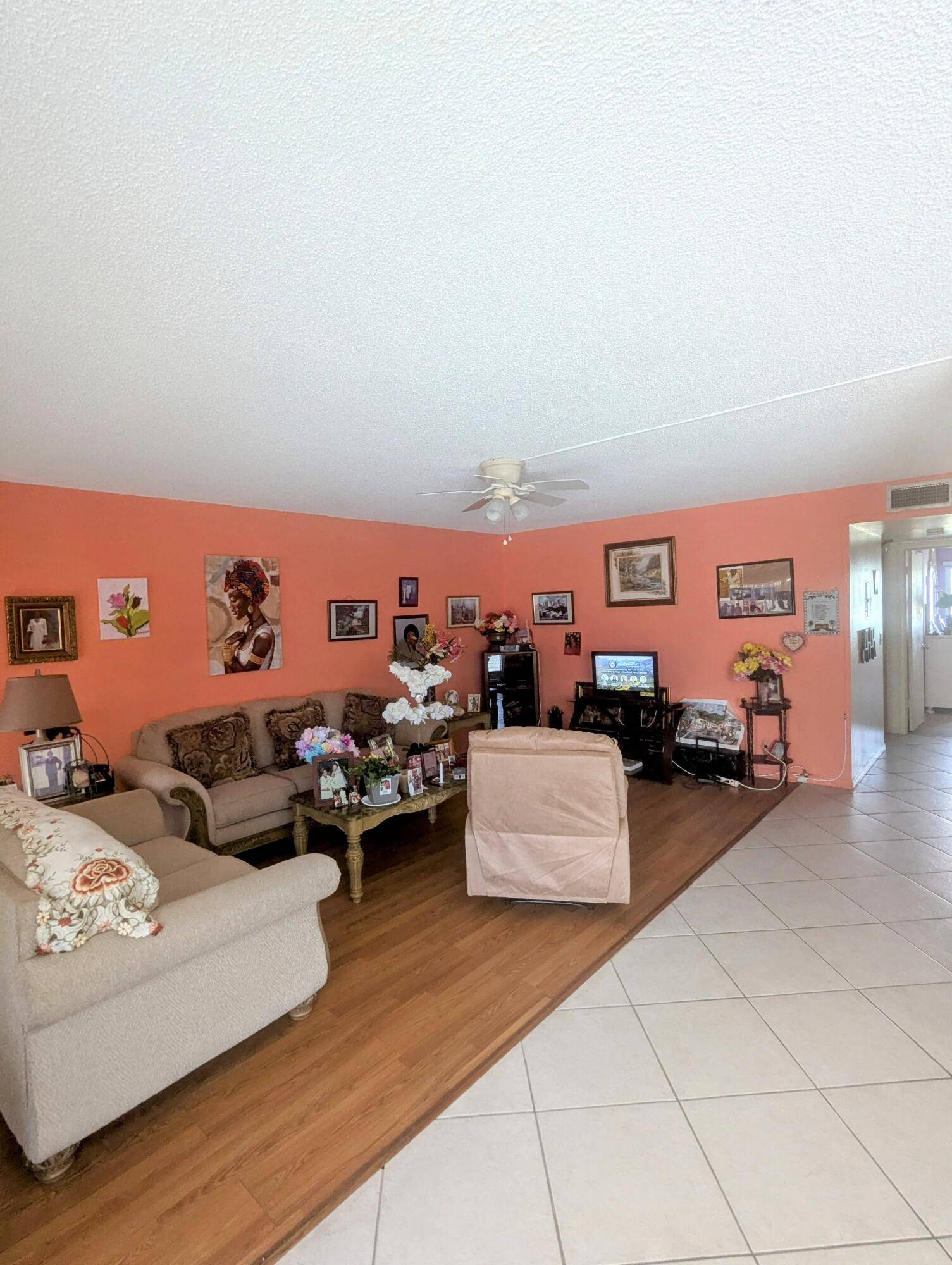 55 community Spacious 1092 SF 2 BR 2 BA in desired Wellington community with 2 private pools exclusive to Wellington owners guests.