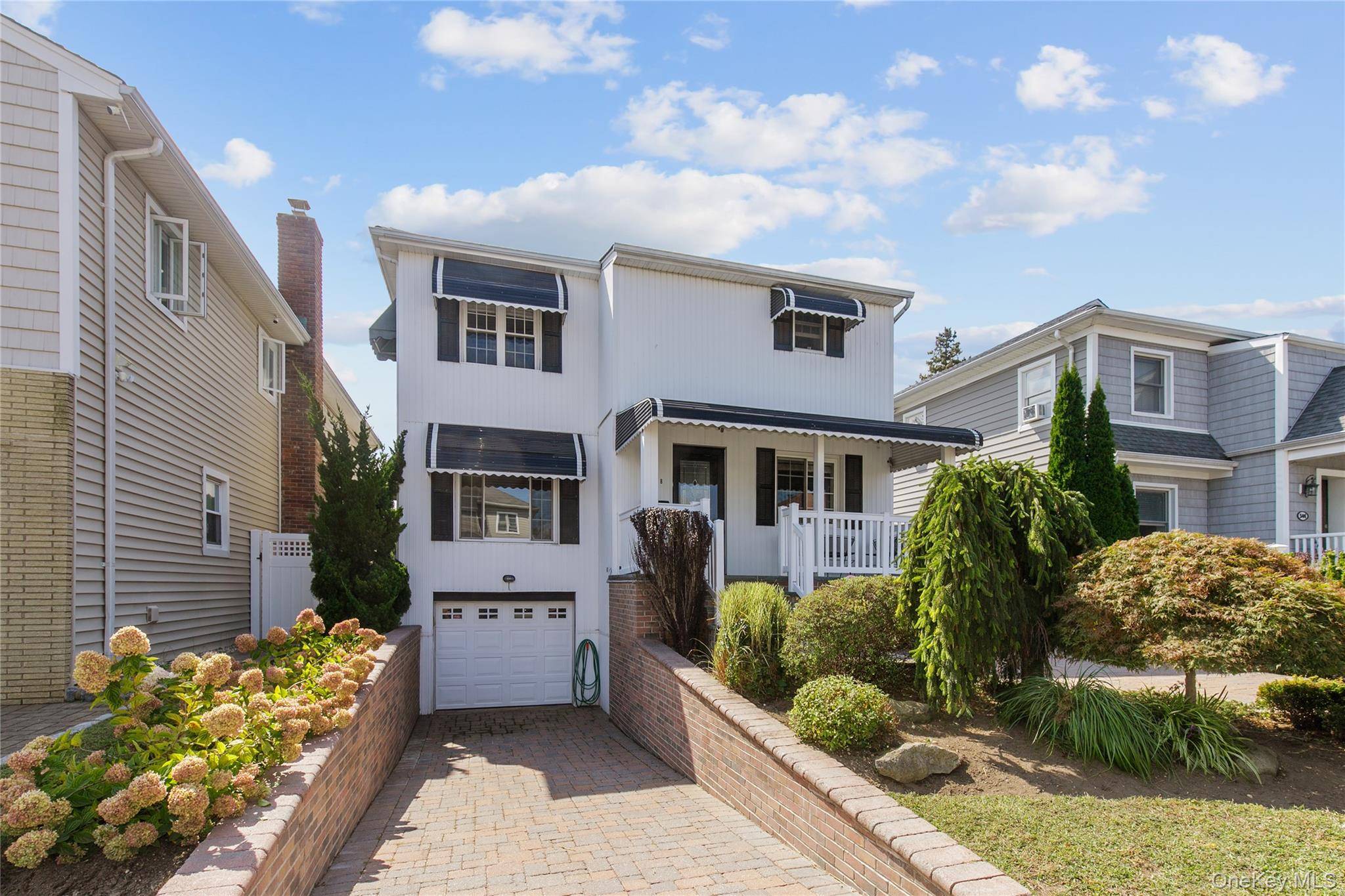 Welcome to Your Coastal Retreat Just Minutes from the Ocean.