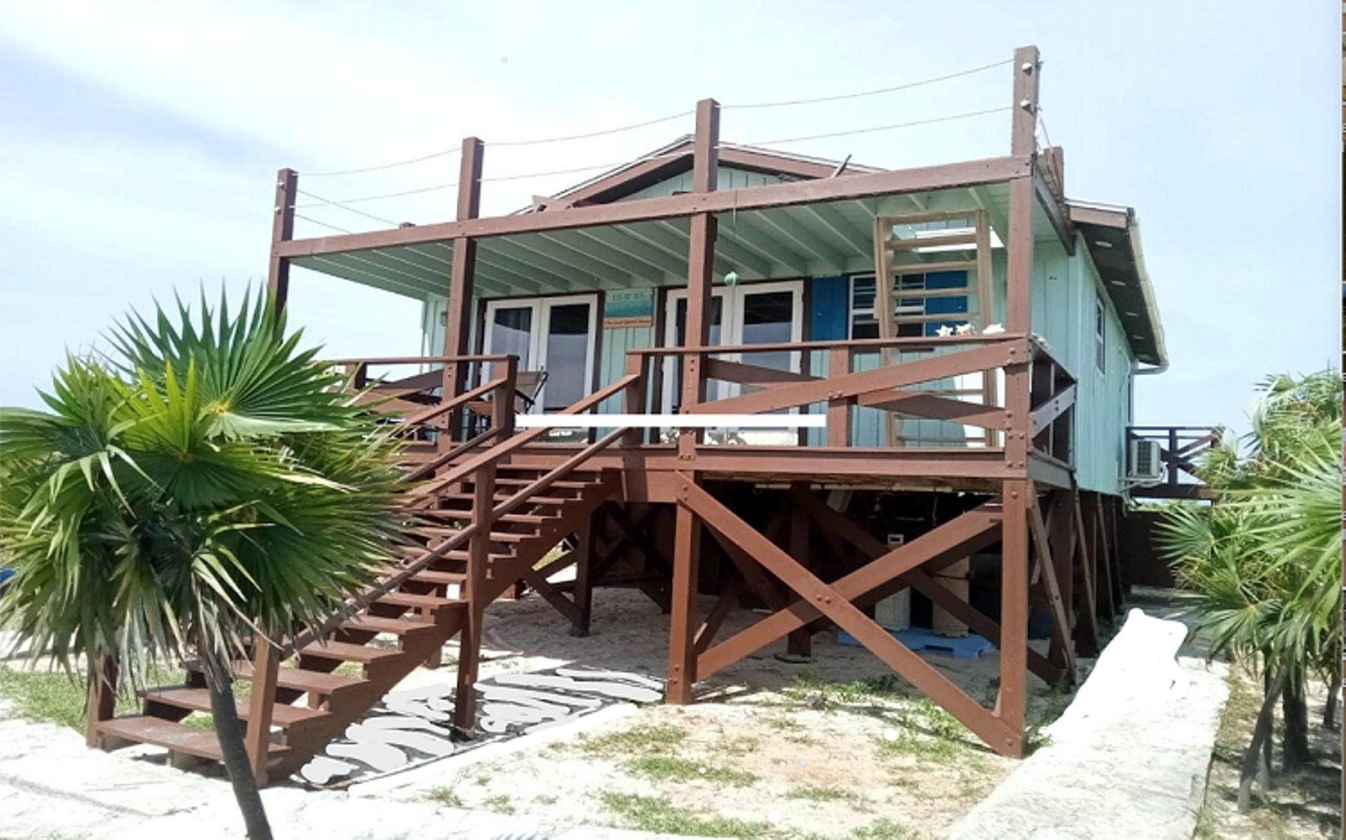 SNOW BEACH COTTAGE Single Family Home San-Salvador