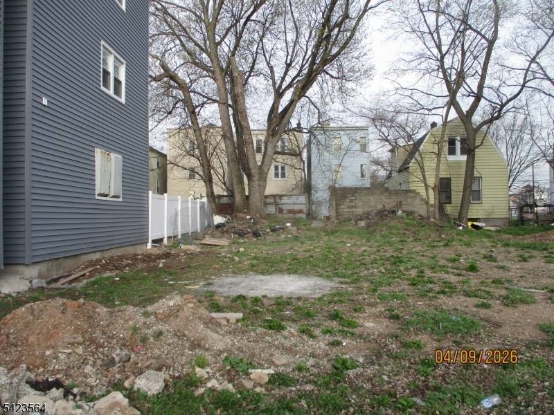 Brand new contemporary style 2 family home.