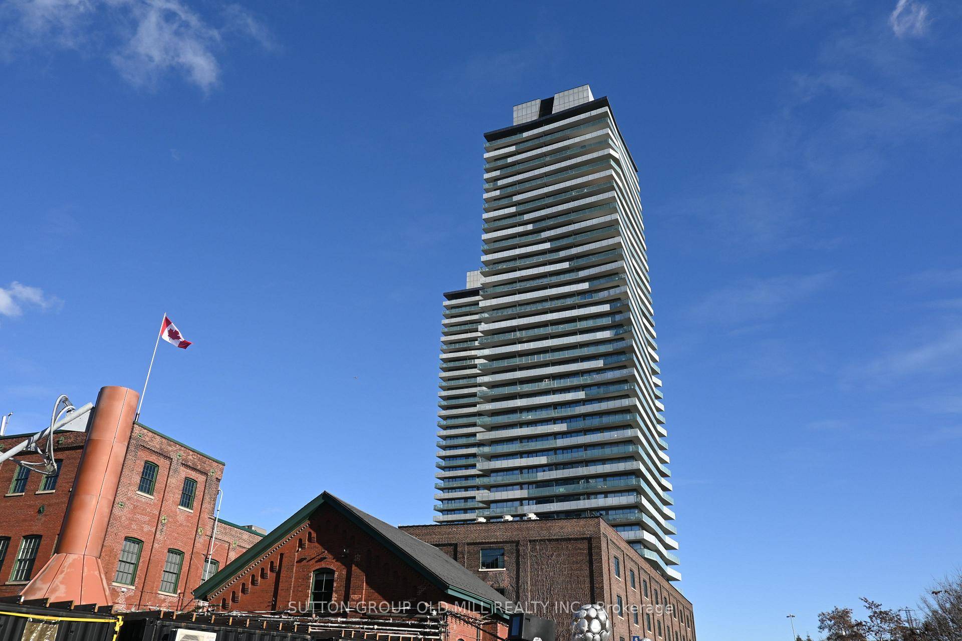 In The Heart Of The Distillery District !