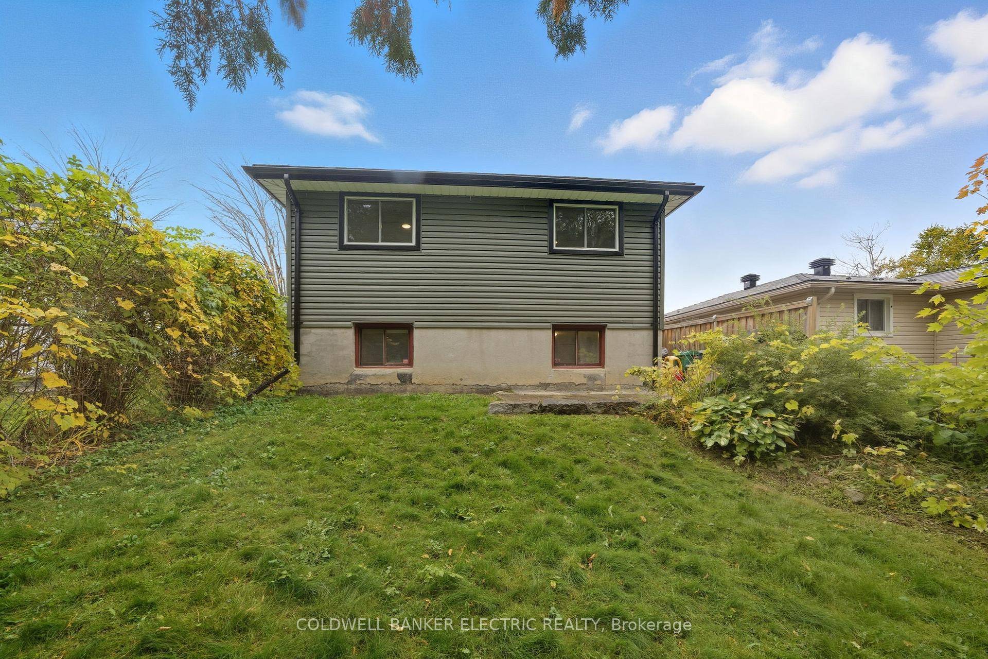 Welcome to 1673 Redwood Drive a bright and inviting west end home that backs onto peaceful green space.