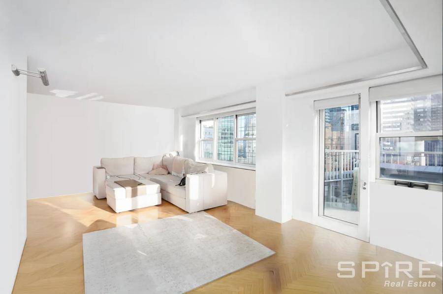 All utilities includedLuxurious Two Bedroom Co op with Stunning City ViewsWelcome to Apartment 20C at 153 East 57th Street !