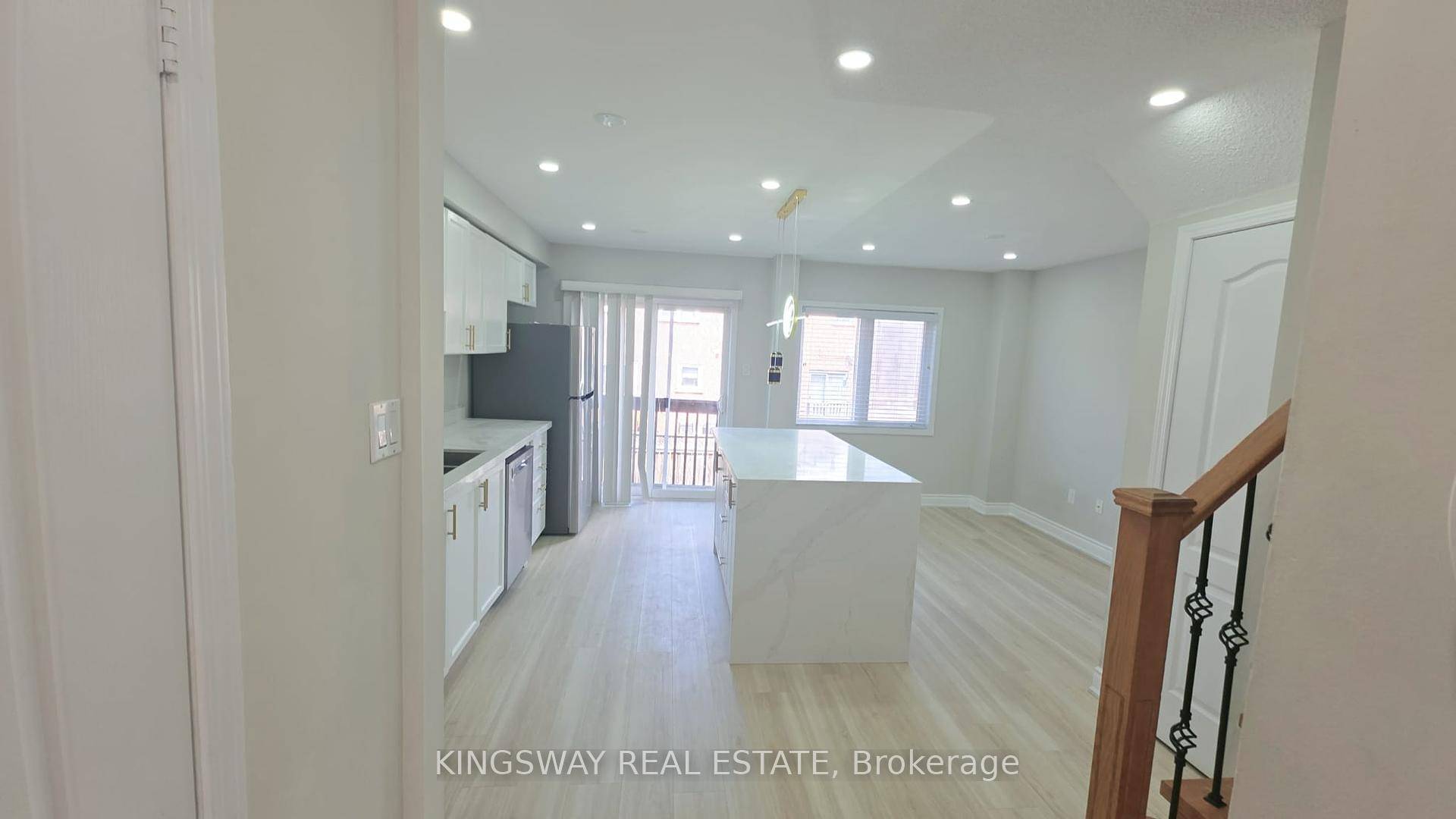 Gorgeous stunning freehold townhouse, 3 Bedrooms and 4 Washrooms with Finished Basement with Full Washroom, Kitchen and Separate Entrance one of its kind with Rental Potential Of approx.