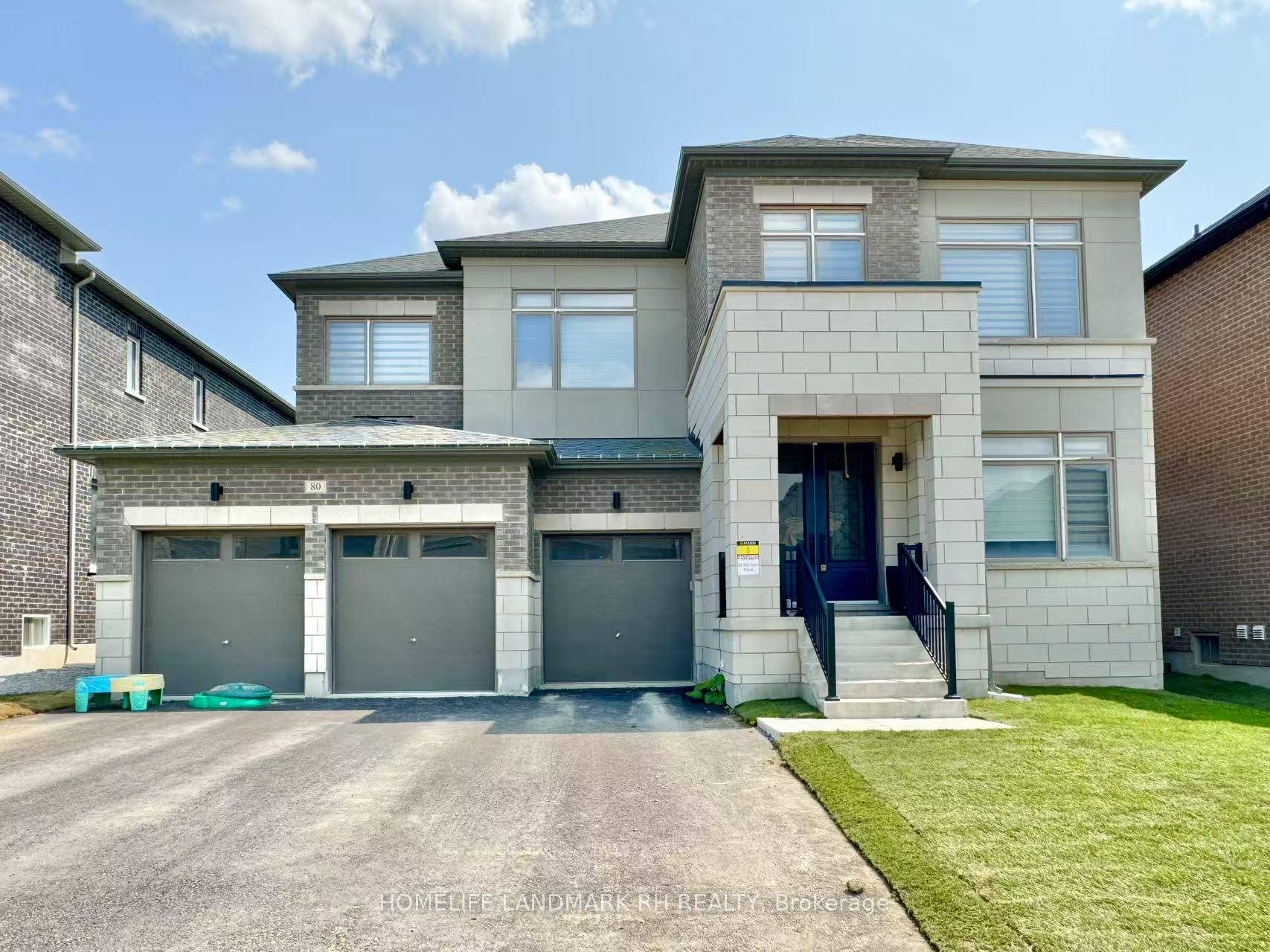 Luxury 3 Car Garage Detached Home W Brick amp ; Stone Front.
