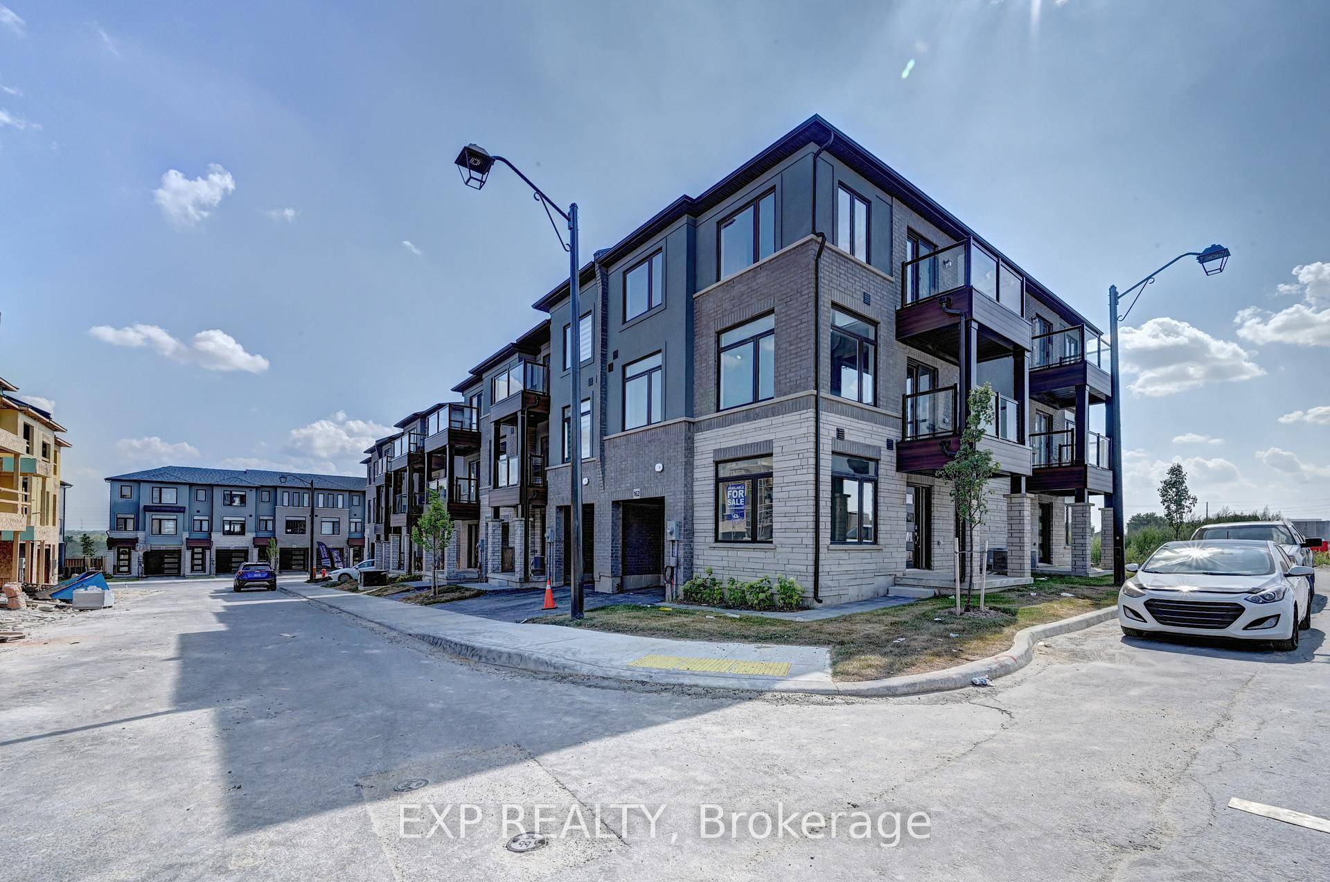 Welcome to contemporary comfort in a fresh, vibrant neighbourhood.