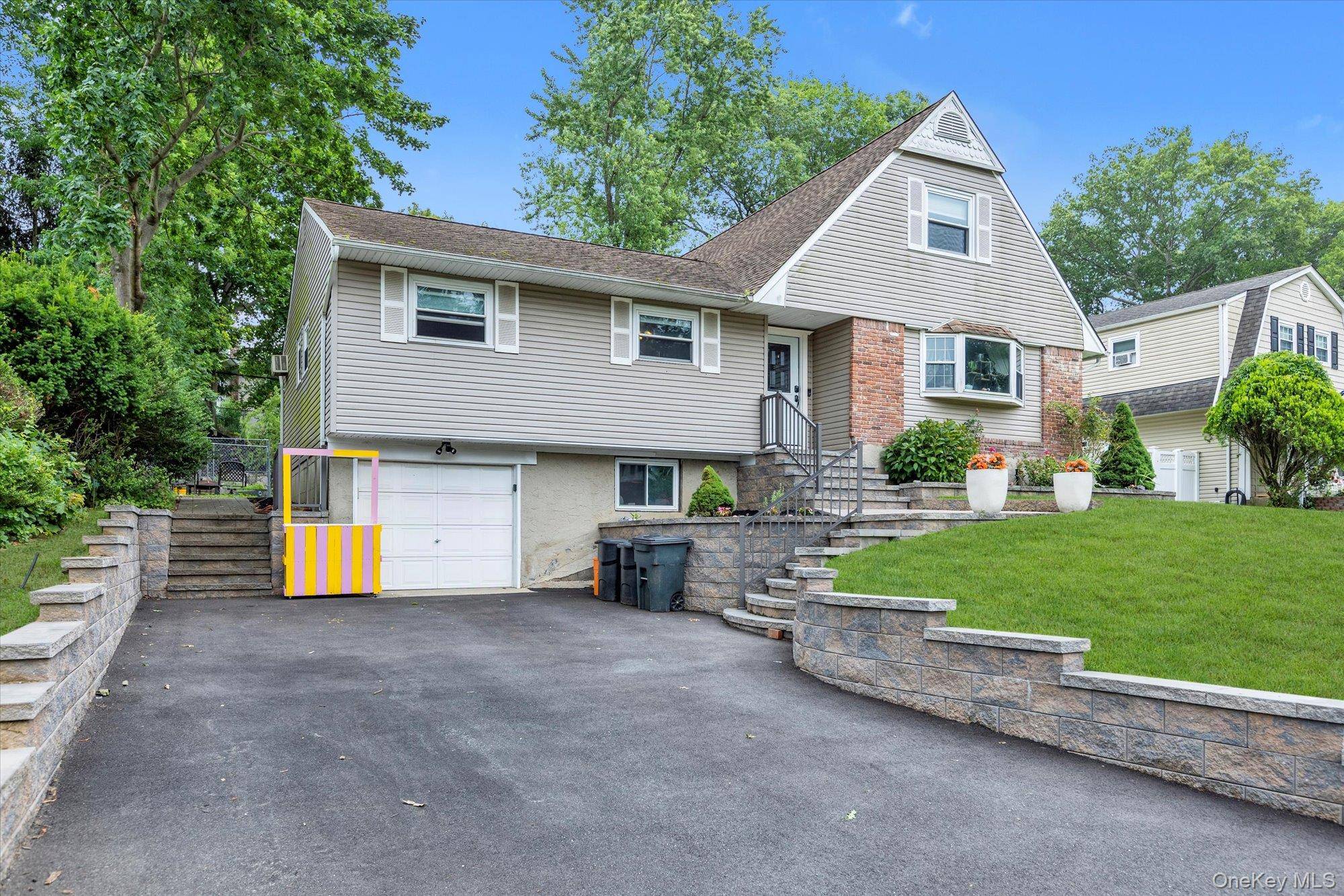 All offers off ! ! ! Don t miss out on this great home !