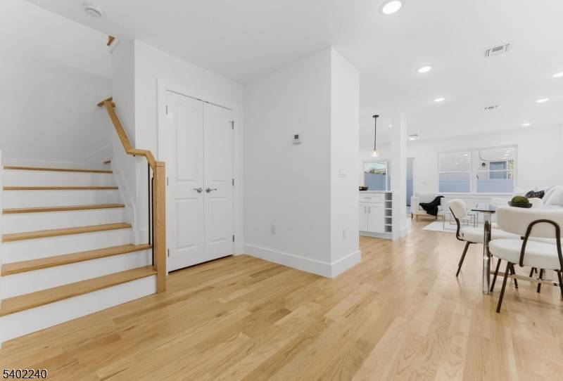 This newly built half duplex offers the perfect blend of style and functionality.