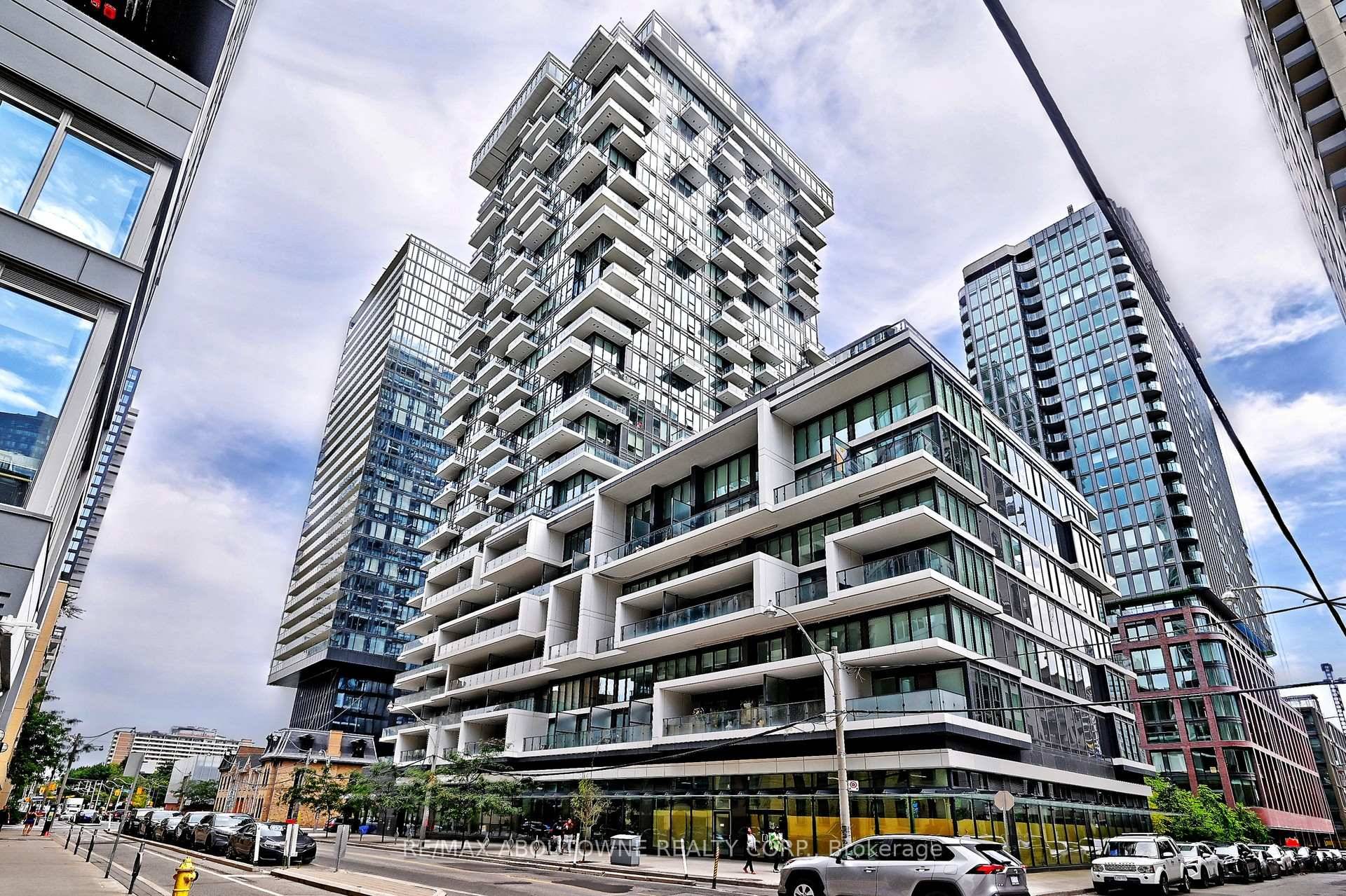 Excellent location and sun filled south view !