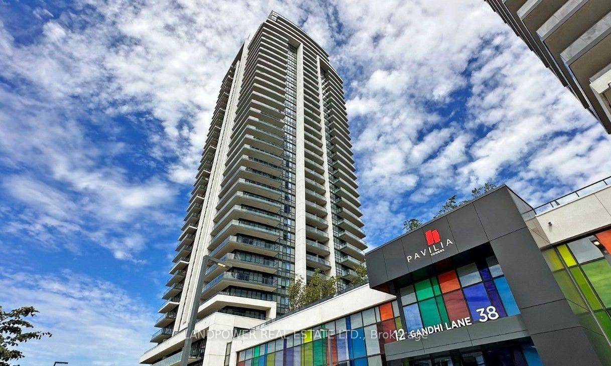 Luxurious Pavilia Tower Condo Unit For Lease, Located at Heart of Thornhill on Hwy 7.