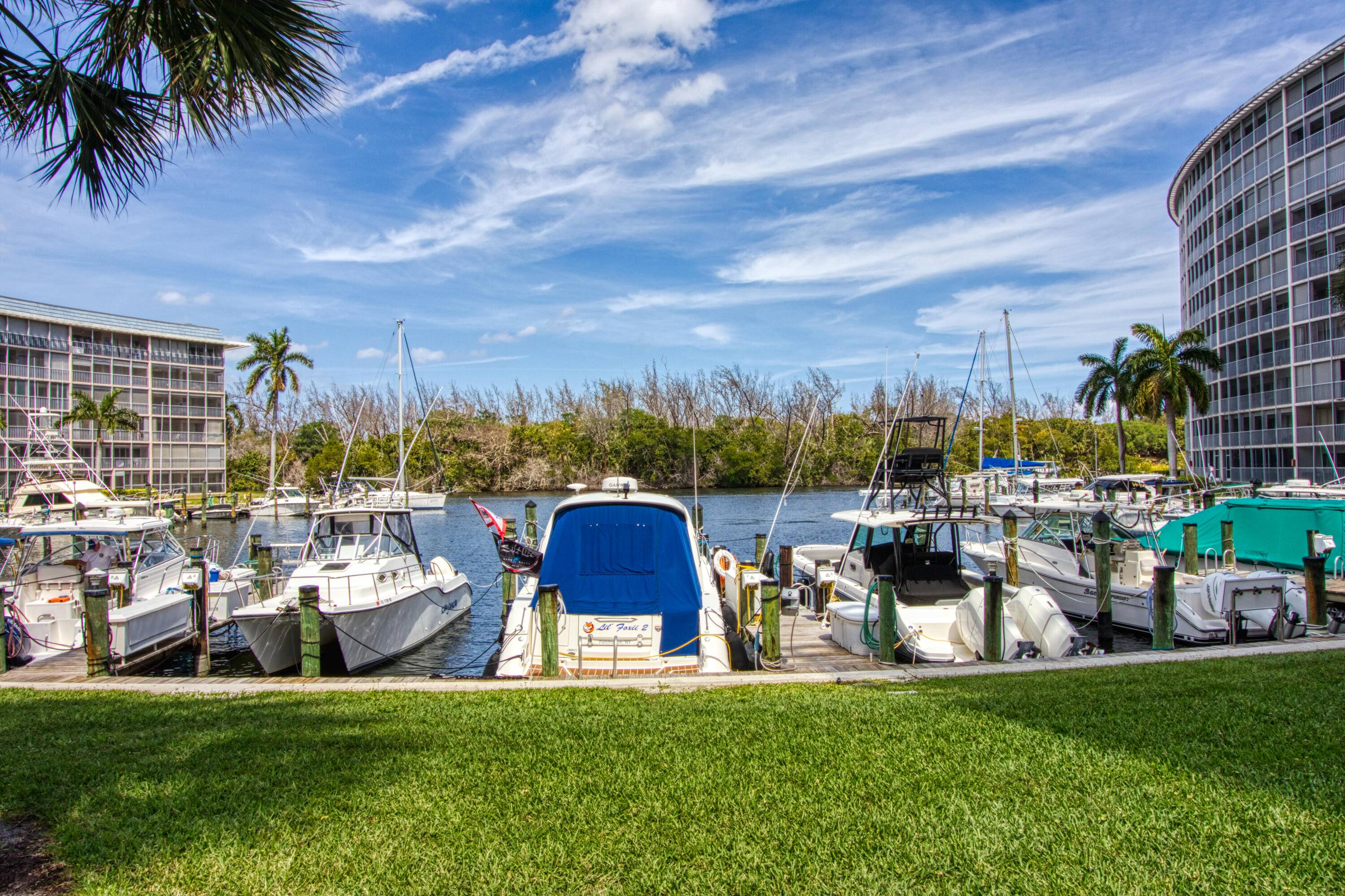 Discover the ultimate blend of comfort, convenience, and coastal charm with this inviting 2 bedroom, 2 bath condo located on the first floor of the sought after Hillsboro Cove community ...