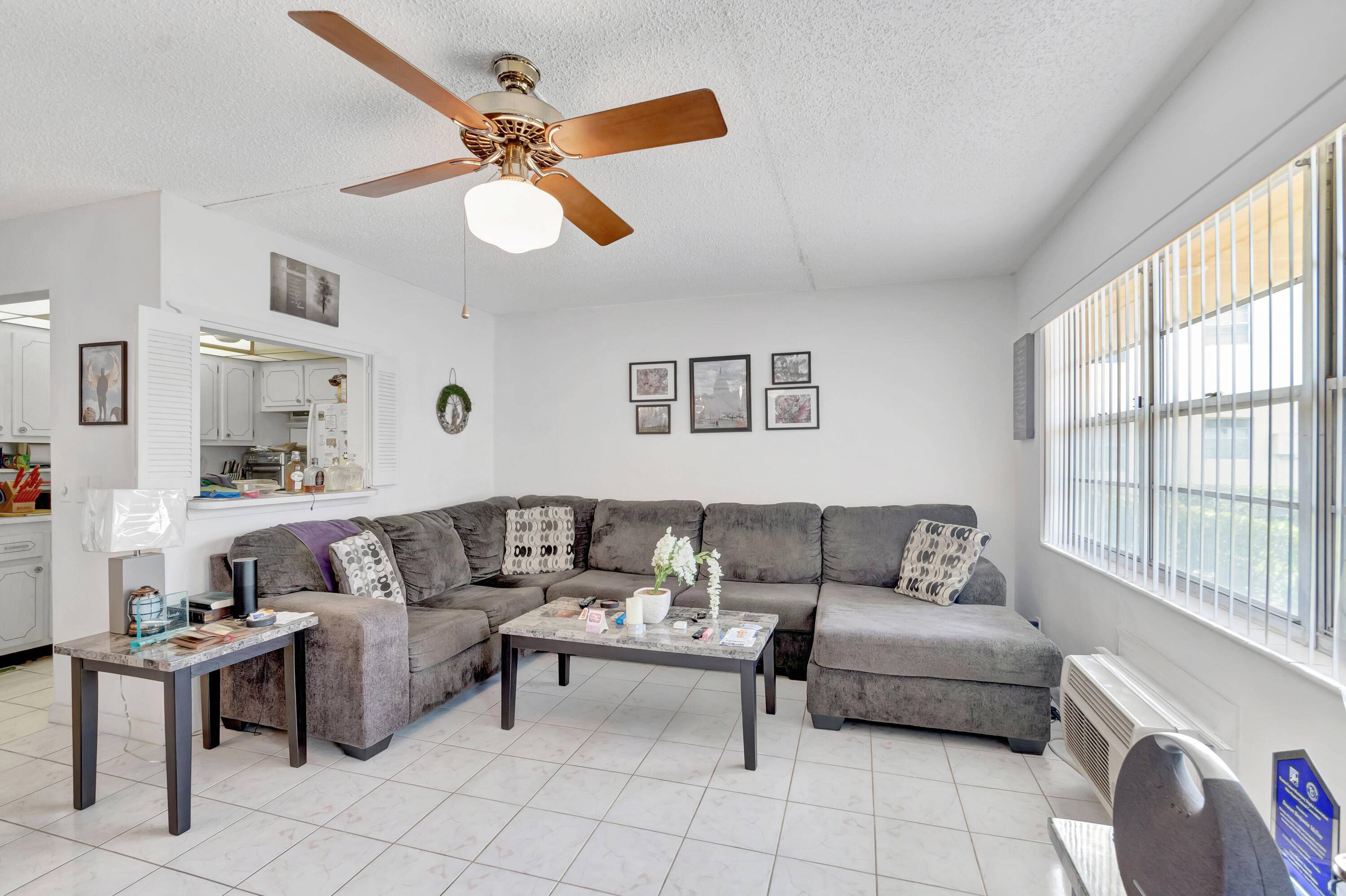 Price drastically reduced !