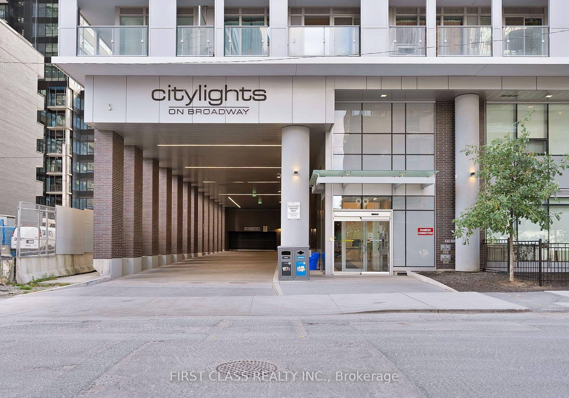 Welcome to Citylights on Broadway North Tower, a stunning 1 bedroom condo perfectly situated at Yonge and Broadway, just steps from the subway.