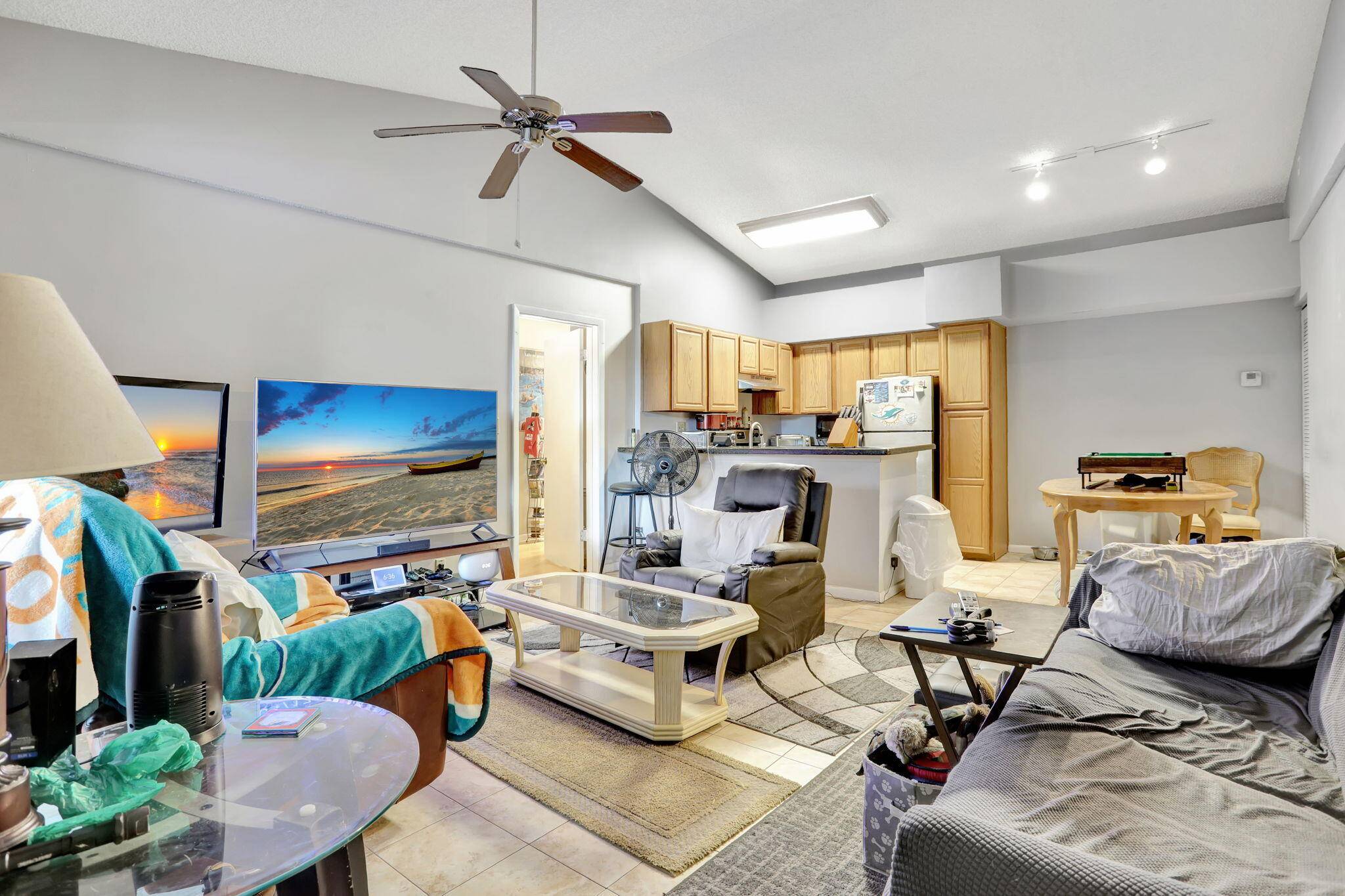 Rare Opportunity in Coco Parc Lowest Priced 2 Bedroom Corner Unit !