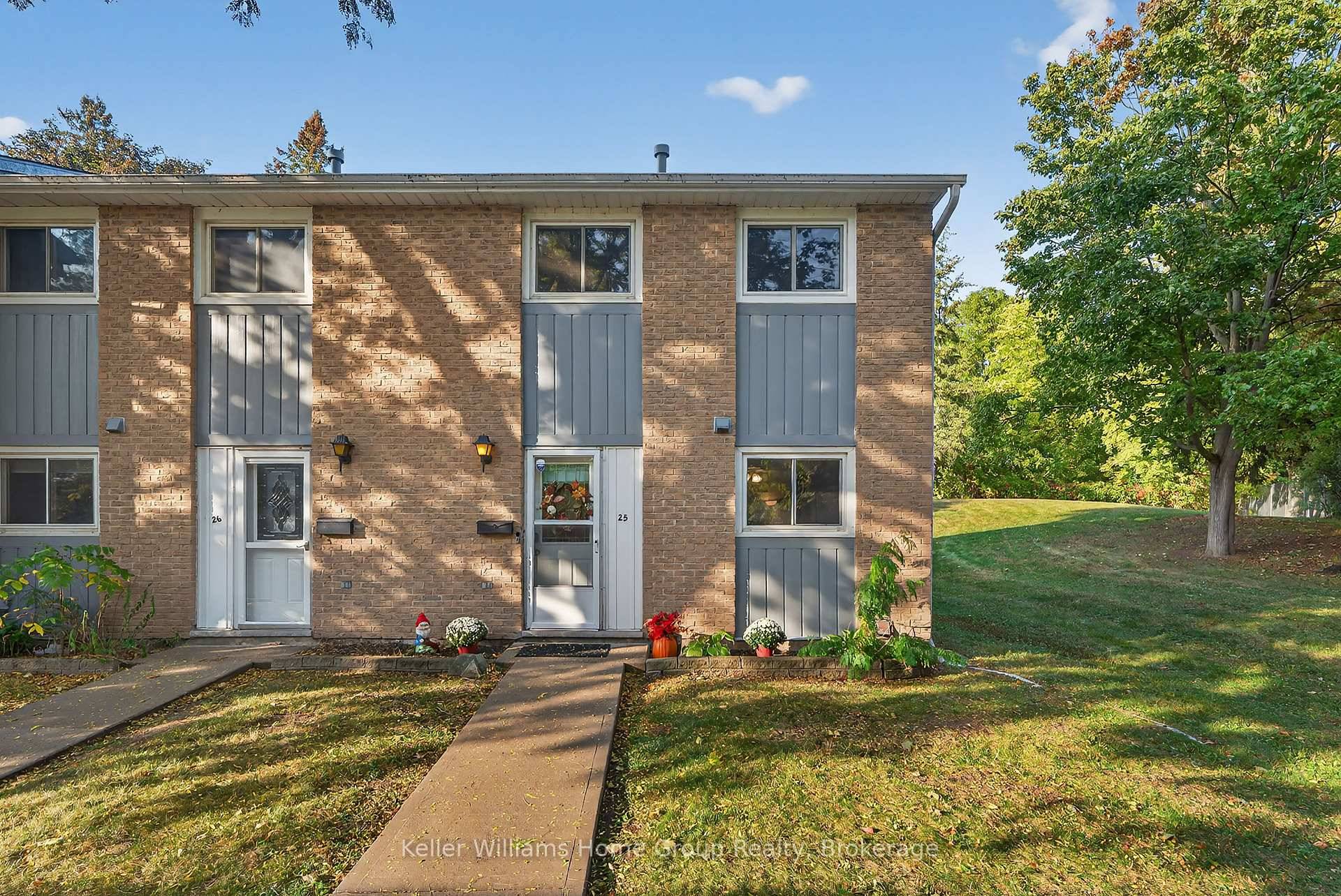 Welcome to 25 206 Green Valley !