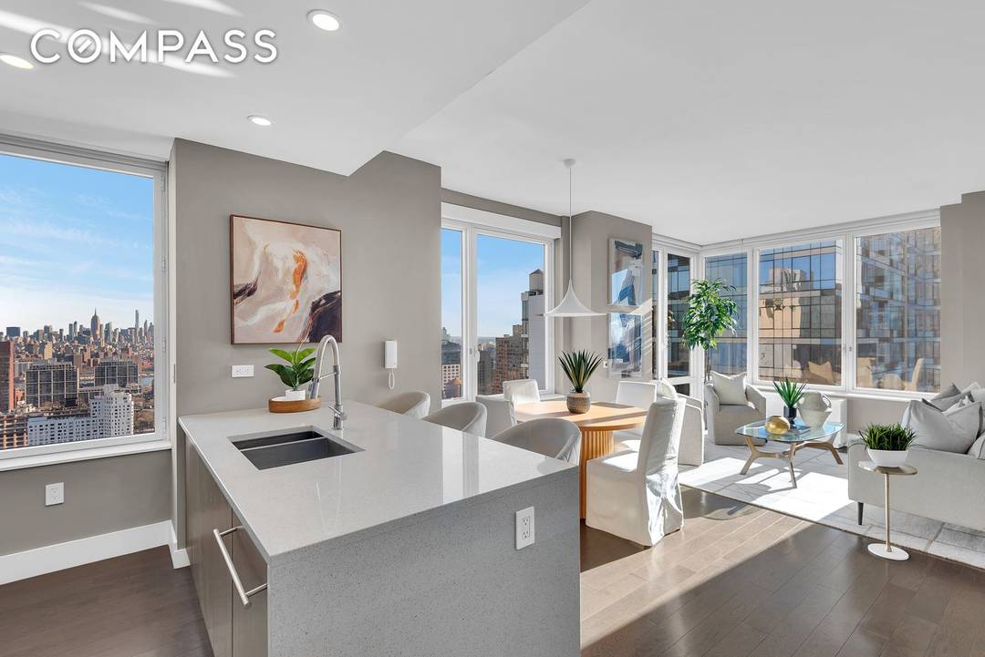 Experience Elevated Urban Living at 388 Bridge Street Experience elevated urban living in this stunning two bedroom, two bath corner condo boasting breathtaking, unobstructed views of the Manhattan skyline, East ...