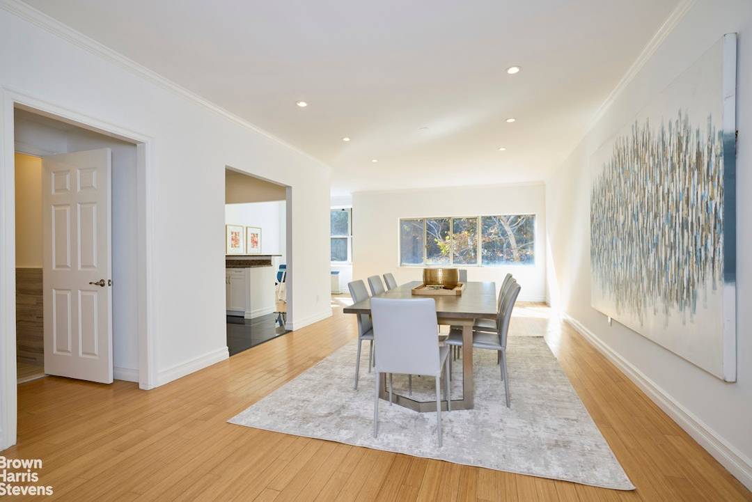 TH2C at 1400 Fifth Avenue Townhouse living within a luxury full service condominium Welcome to TH2C at 1400 Fifth Avenue, a rare townhouse residence offering the privacy and scale of ...