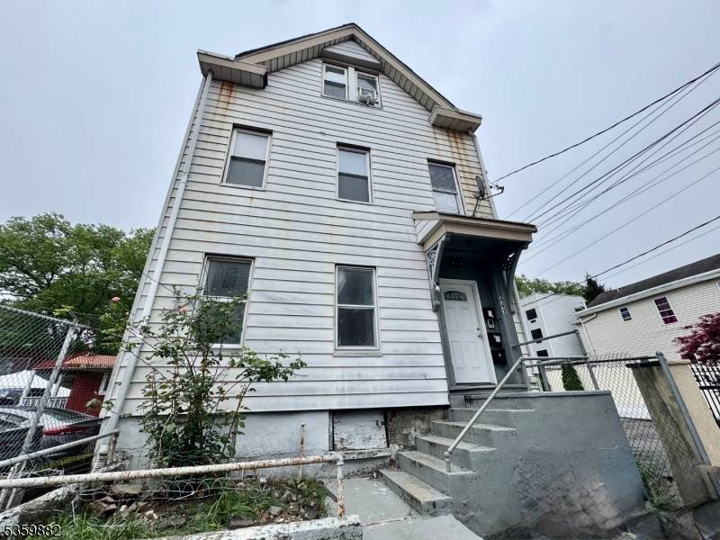 Recently Renovated Tow Family Home 1st Floor Vacant Move in Condition Located near Roberto Clemente Park, Paterson Train Station St Joseph's Children Hospital Features Hardwood Floors, Central Heat much more