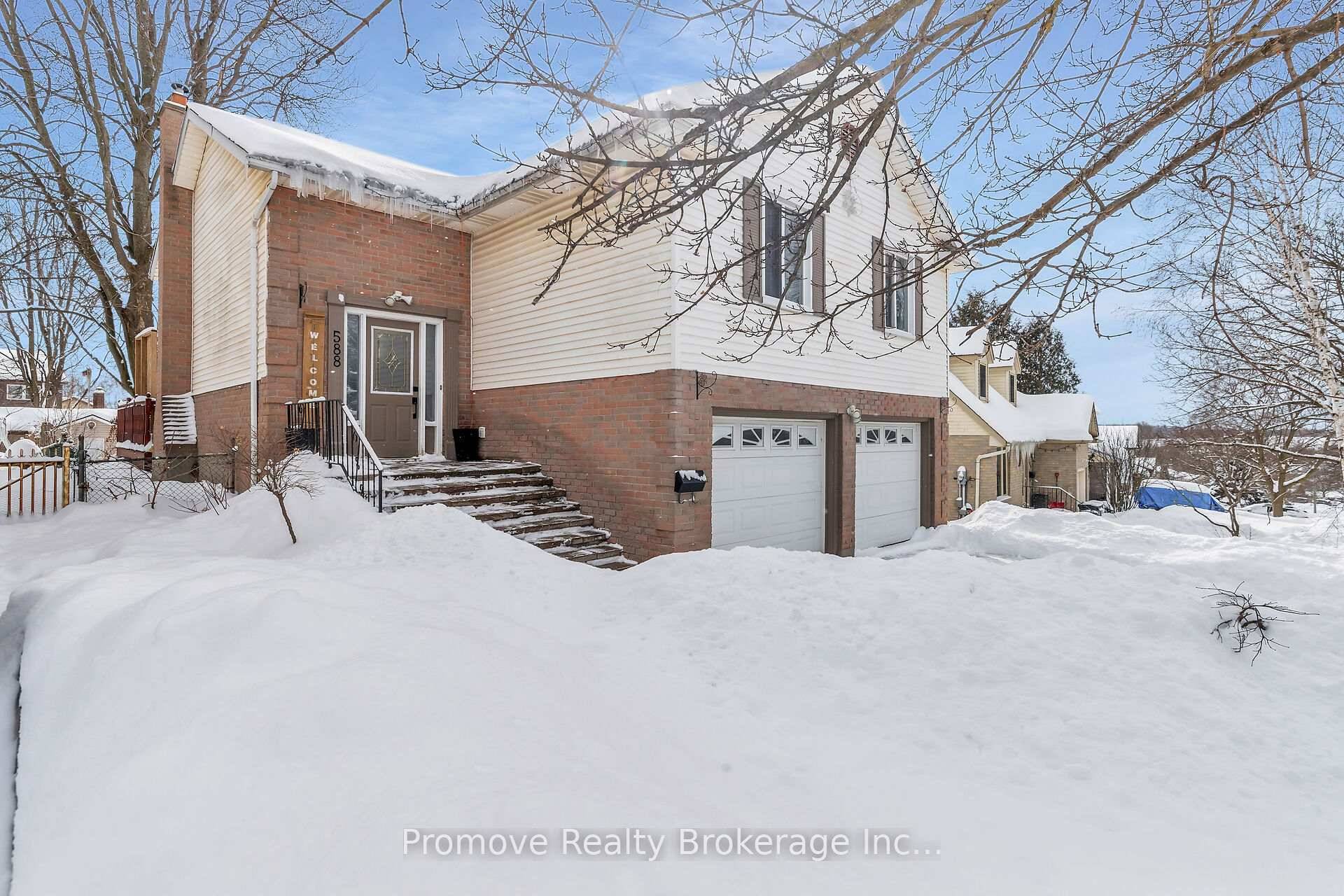 BEAUTIFUL DETACHED HOME with HUGE BACKYARD DOUBLE CAR GARAGE !