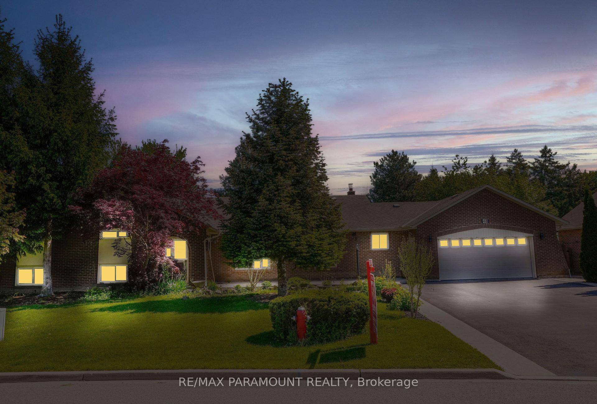 OPEN HOUSE Sun 2 pm to 4 pm.