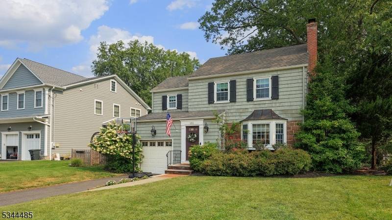 Welcome to this picture perfect home located within walking distance to Washington school and minutes to Downtown Westfield !