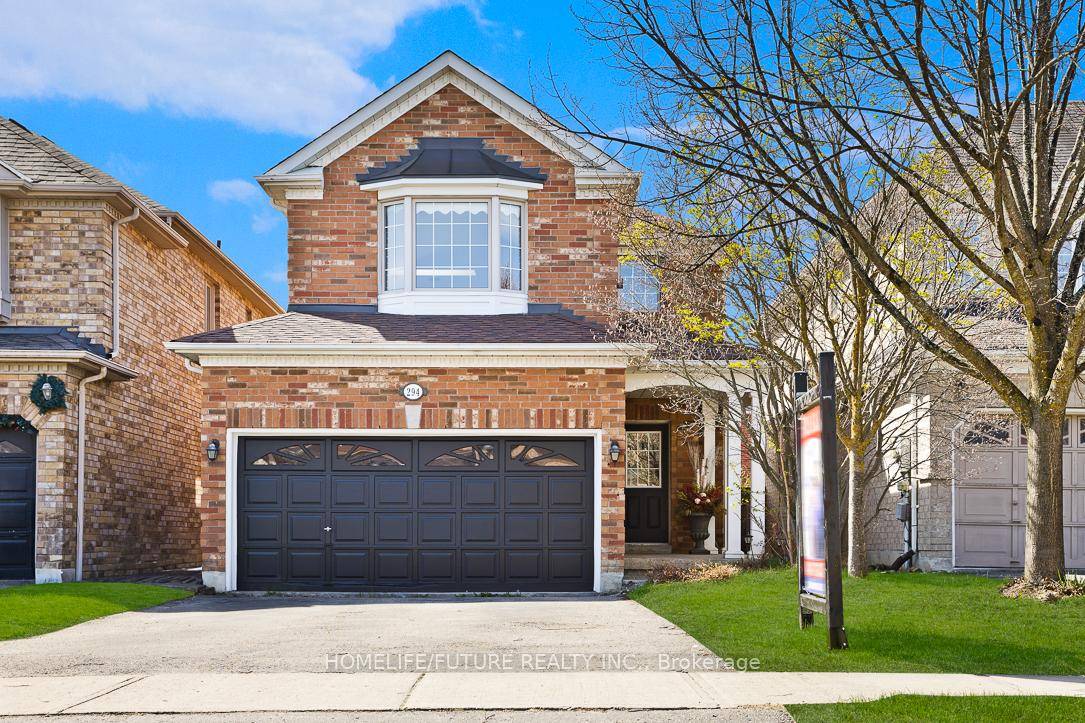 Lovely Home Quiet Street Great Neighbourhood 9 Ft Ceilings Hardwood Floors OakStaircase Maple Kitchen Cabinets Huge 2nd Floor Family Room W Gas Fireplace FRESH PAINT, Stainless Steel Appliances Access To ...