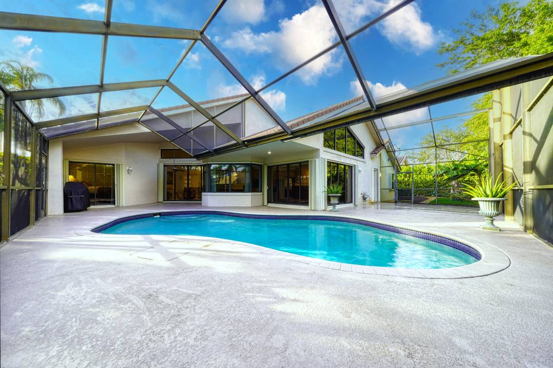 Spacious 4 Bedroom Pool Home for Rent in West Boca Raton.