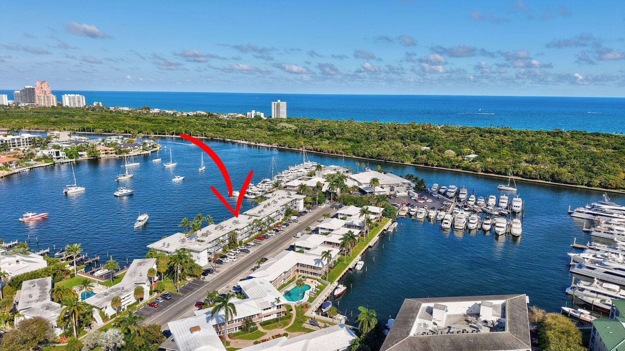 Million Dollar Views of Sunrise Bay, Multi Million Dollar Homes, Multi Million Dollar Yachts, Intracoastal Waterway and Hugh Taylor Birch State Park !