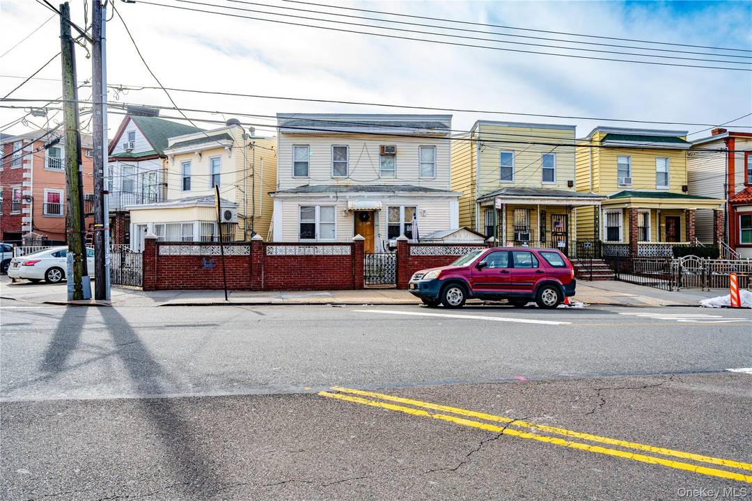 Now available ! Cozy 1 family house, offering 3 bedrooms, a semi finished basement, and storage space throughout the house !