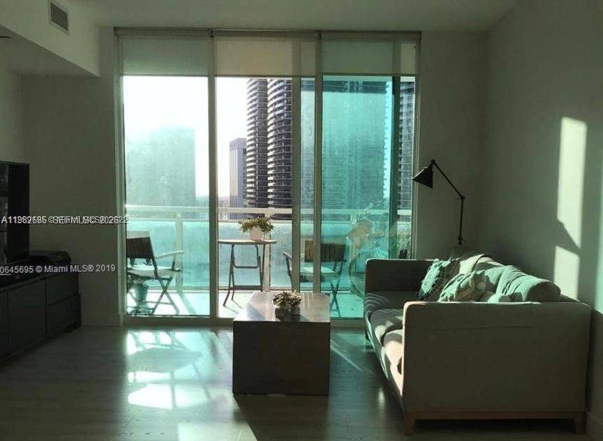Largest 1 Bedroom 1 Bath corner unit at The Plaza on Brickell.