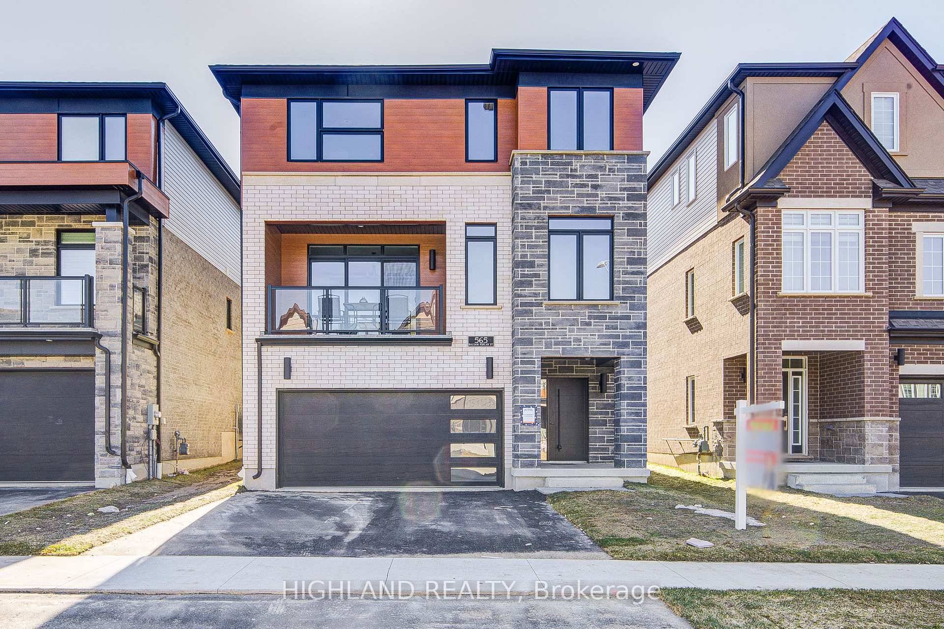 Client RemarksThis stunning 3, 000 sqft home offers the potential for an elevator and features a spacious double car garage with a separate entrance to the finished basement.