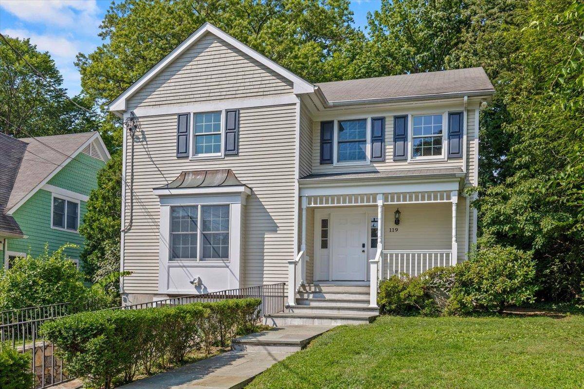 AO 08 04 25 Welcome to this beautifully maintained Colonial, ideally located on a quiet cul de sac in an unbeatable location.