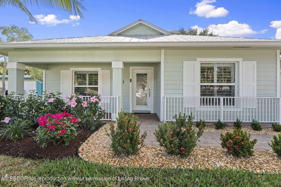 Built in 2015 and centrally located in Stuart with no HOA, this well maintained CBS construction 4 bedroom, 3 bath home offers durability, flexibility, and convenience.