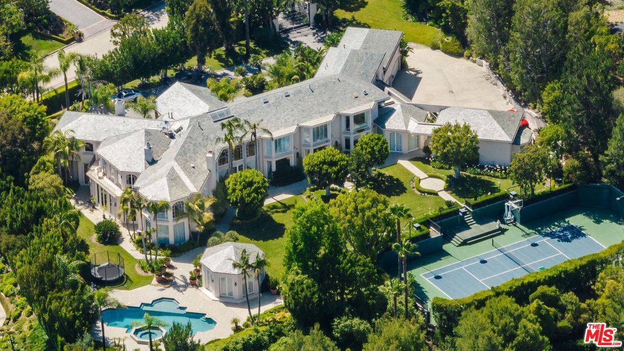 24   BEVERLY PARK TER Beverly Hills LA