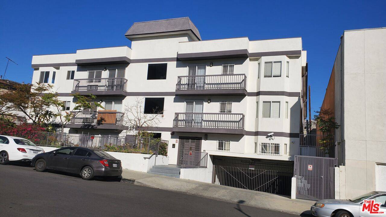 982 S New Hampshire Ave 3.0 LA