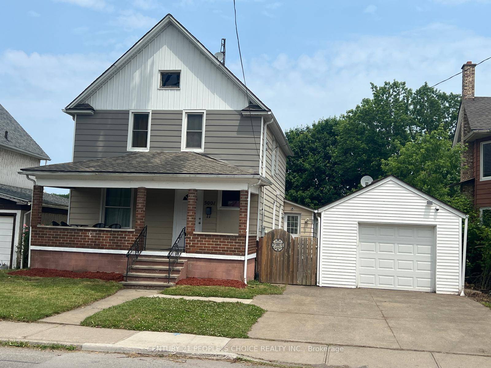Exceptional opportunity to own a Detached 2 Story house for Living Investment ; 4 Br, 3Wr ; big lot 50x100 Backing on To Green Space ; DTC Zoned ; Buyers ...