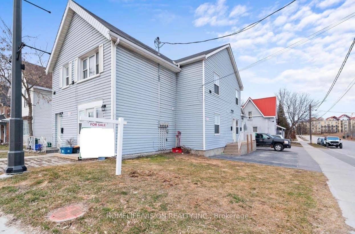 This Legal Fourplex 4 unit income property is your answer to positive cash flow and securing your financial freedom !