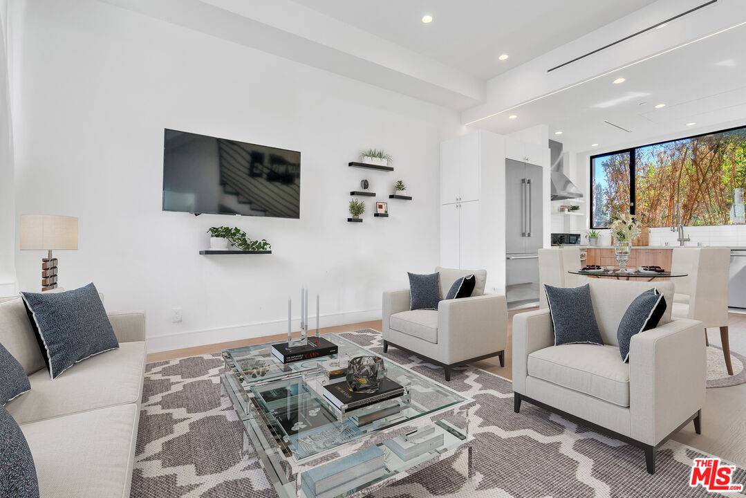 1447 1/2 N Martel Ave 3BR Hollywood Hills East La