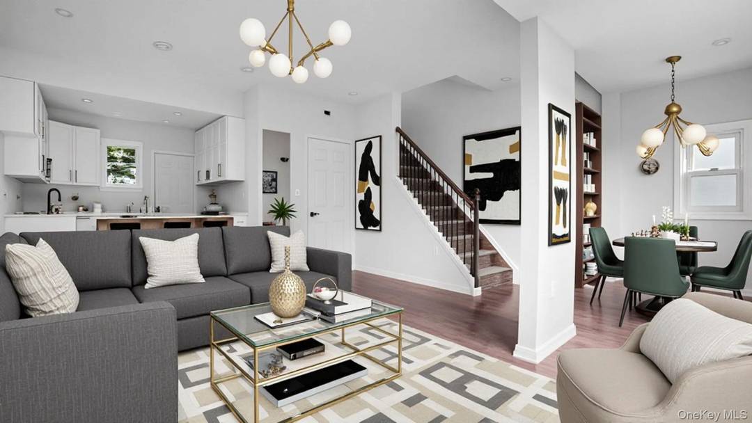 NO SATURDAY SHOWINGS ! 1 Family, 5 Bedrooms, 3 Bathrooms.