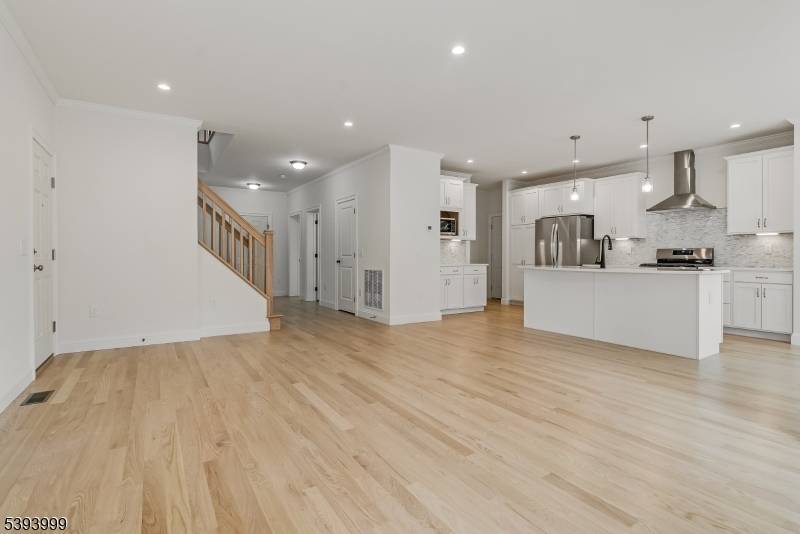 New Construction in Flagstown !