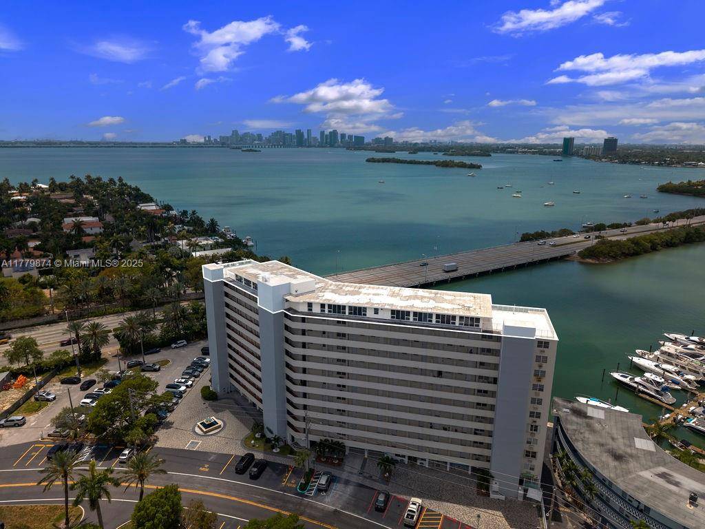 We are excited to present the opportunity to acquire The Penthouse, a prestigious 8, 000 square foot property featuring 3, 000 square feet of private outdoor terraces.