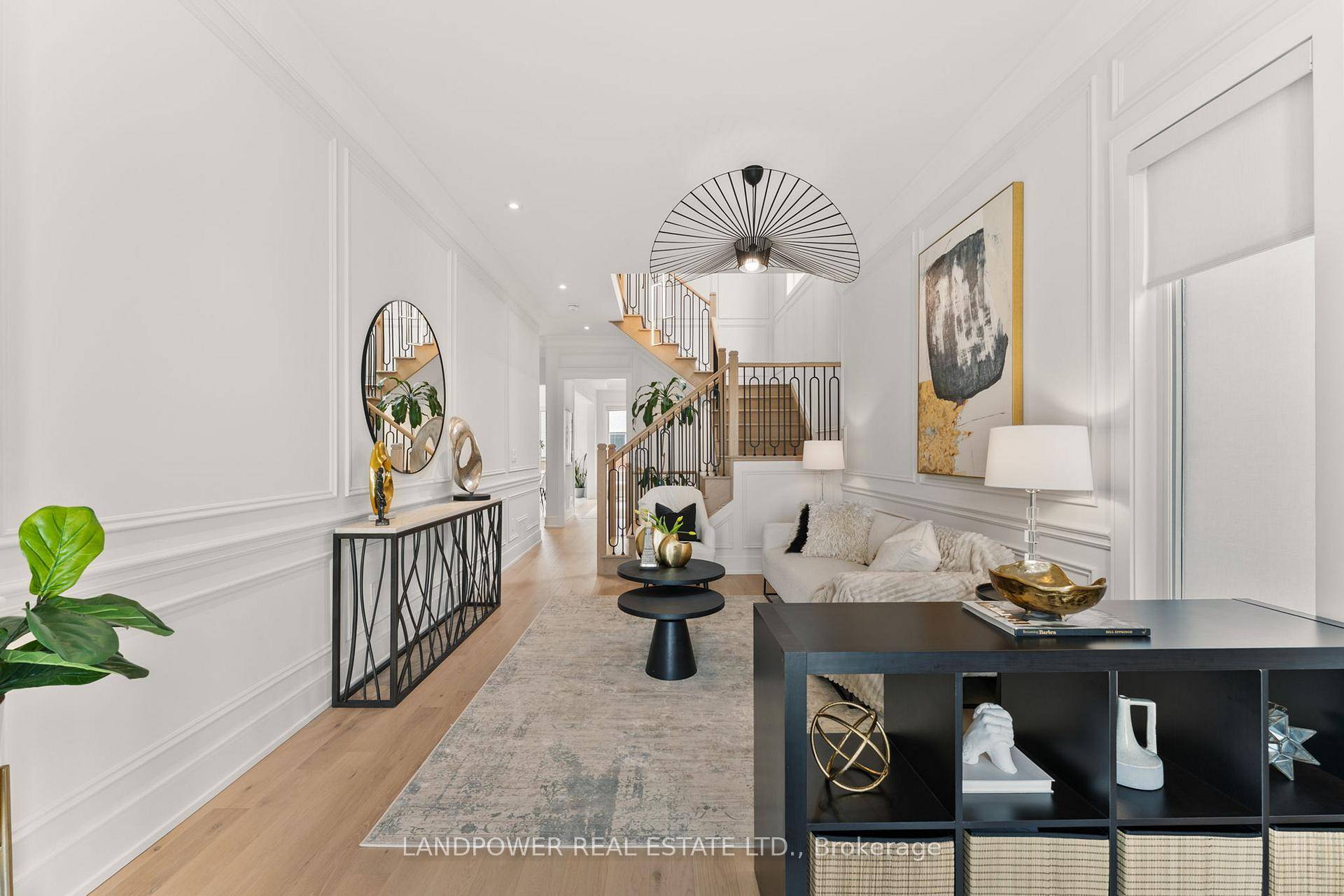 Your Luxury Retreat in the City 35 Longworth Ave.