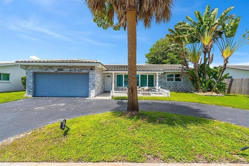 Located in the desirable Emerald Hills community of Hollywood, this spacious 3 bedroom, 2 bathroom home offers approximately 2, 500 sq ft of comfortable living space.